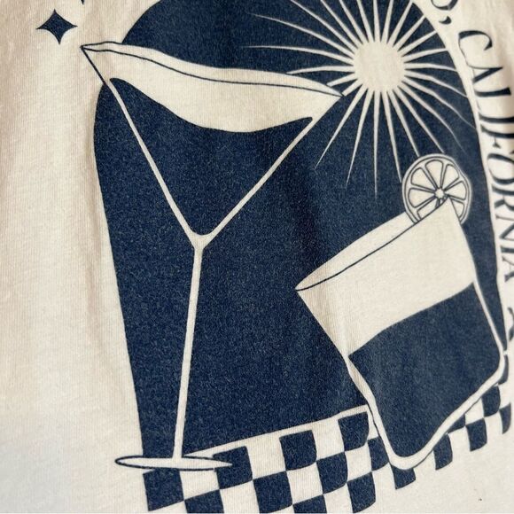 ✨ Poshmark PoshFest 2023 White Shirt Small - Picture 3 of 7